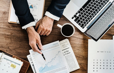 Manage Finances of Business