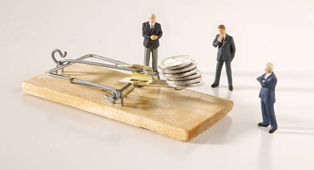 Identify Fraudulent Lenders