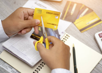 Close Credit